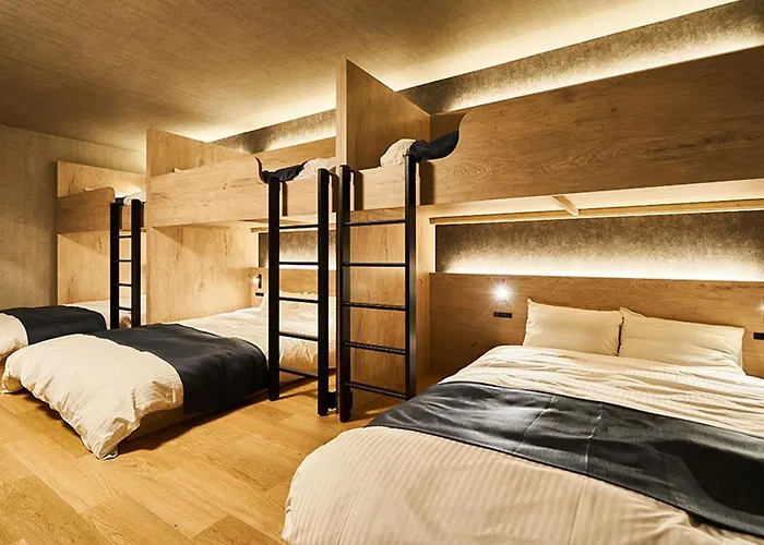 Rakuten Stay Villa Awaji 107 3 Bank Beds, Capacity Of 9 Persons