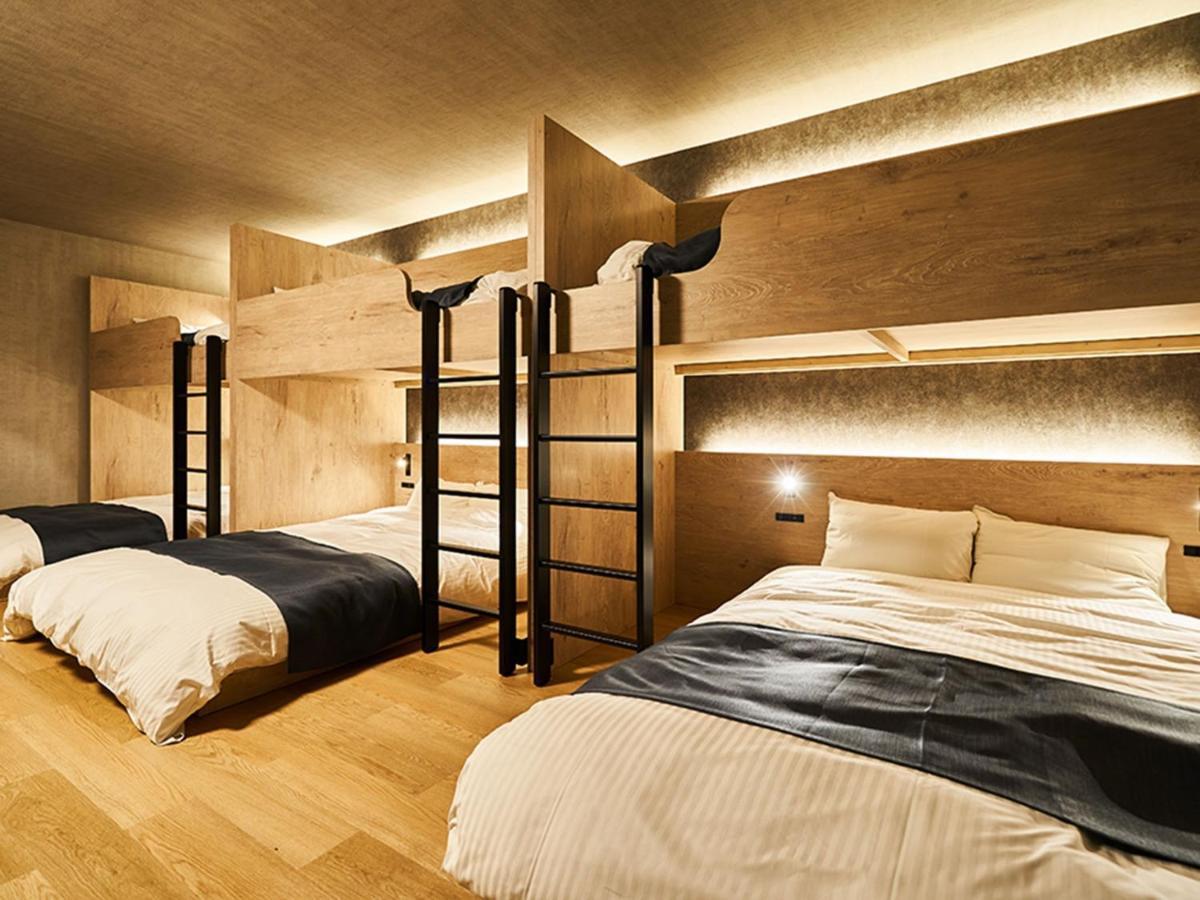 Rakuten Awaji 107 3 Bank Beds, Capacity Of 9 Persons